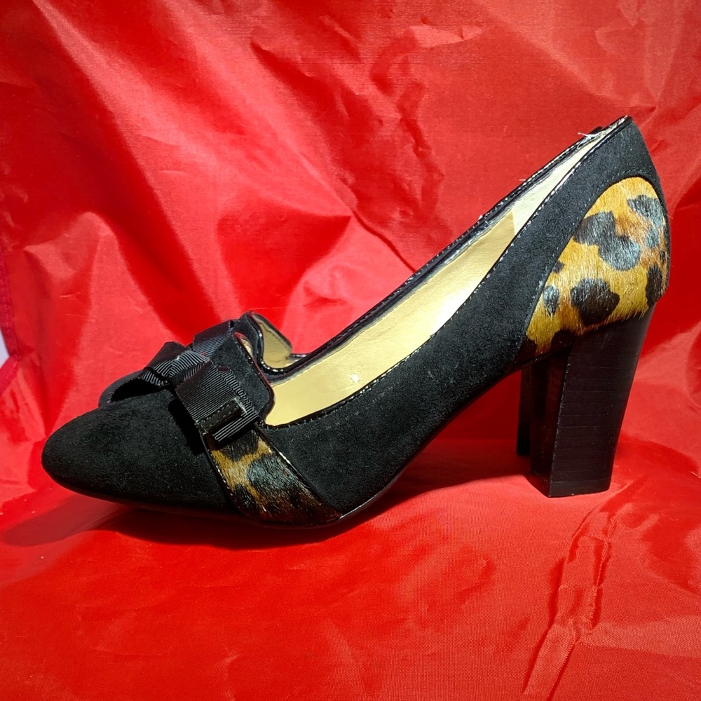 Alex Marie Retro Suede Animal Print Heels NWOT